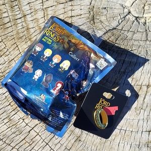 LOTR Hot Topic set